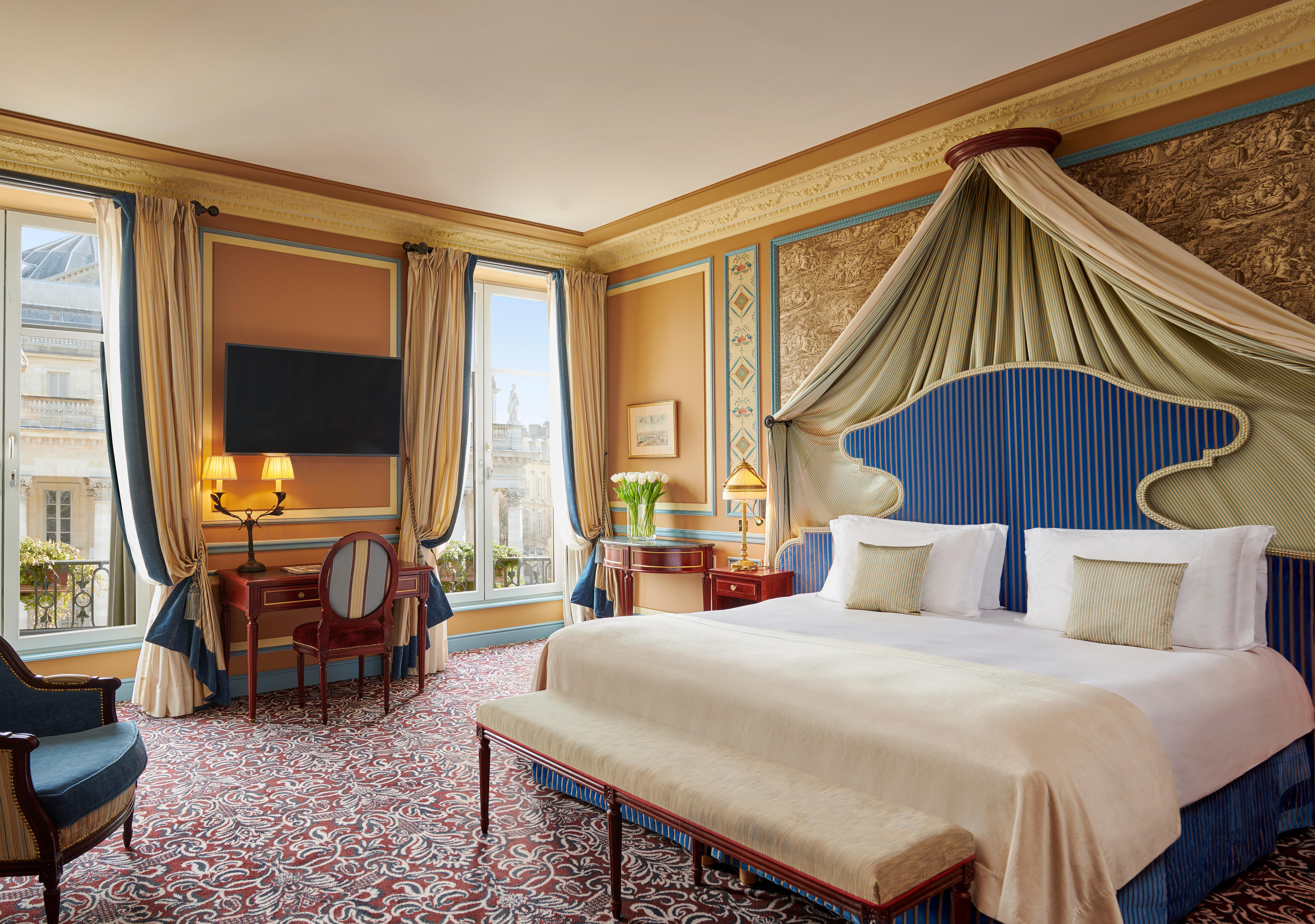 Intercontinental Bordeaux Le Grand Hotel By Ihg Esterno foto A suite at the hotel