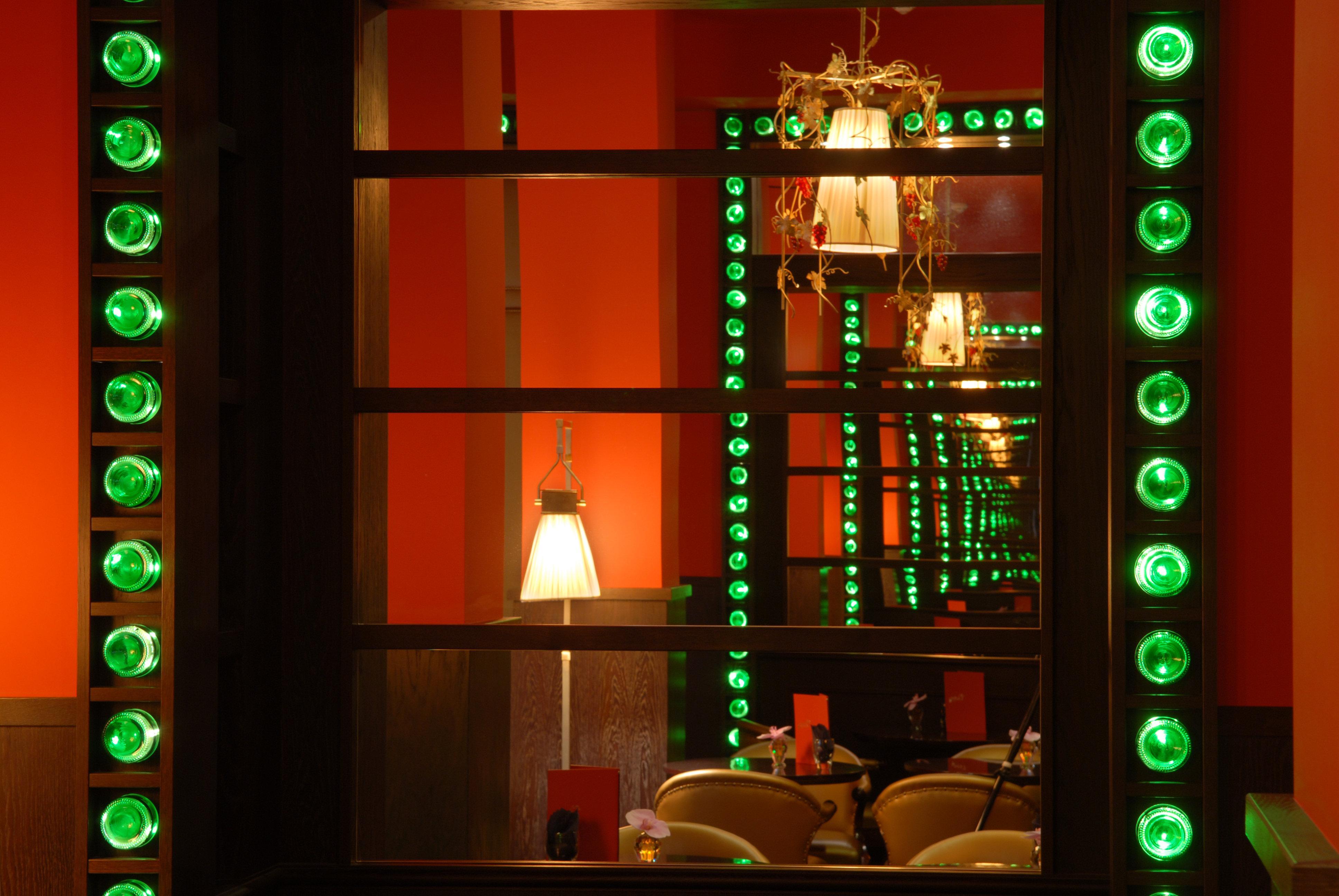 Intercontinental Bordeaux Le Grand Hotel By Ihg Interno foto Interior of a restaurant in the city of Puebla, Mexico