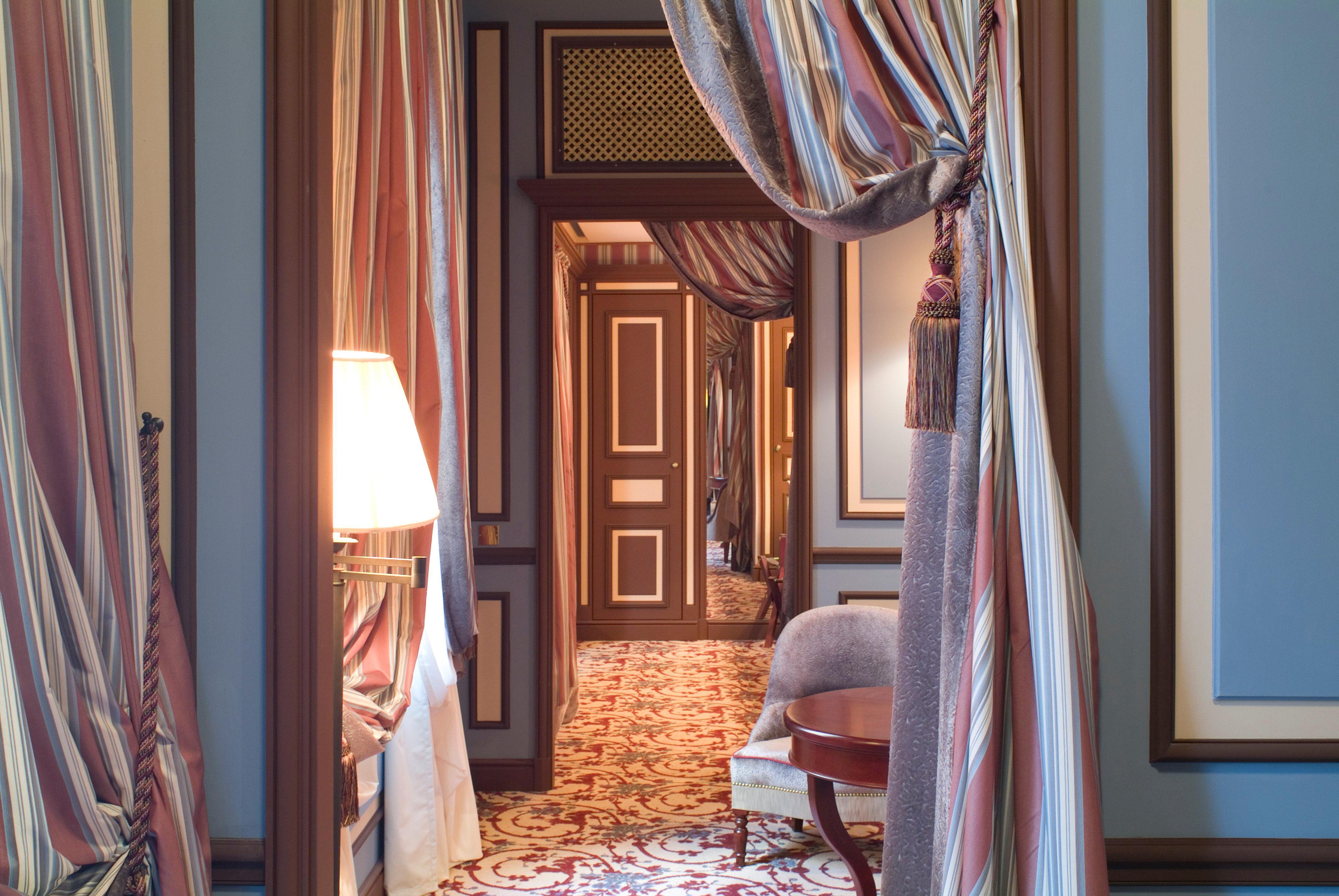 Intercontinental Bordeaux Le Grand Hotel By Ihg Esterno foto A suite at the hotel