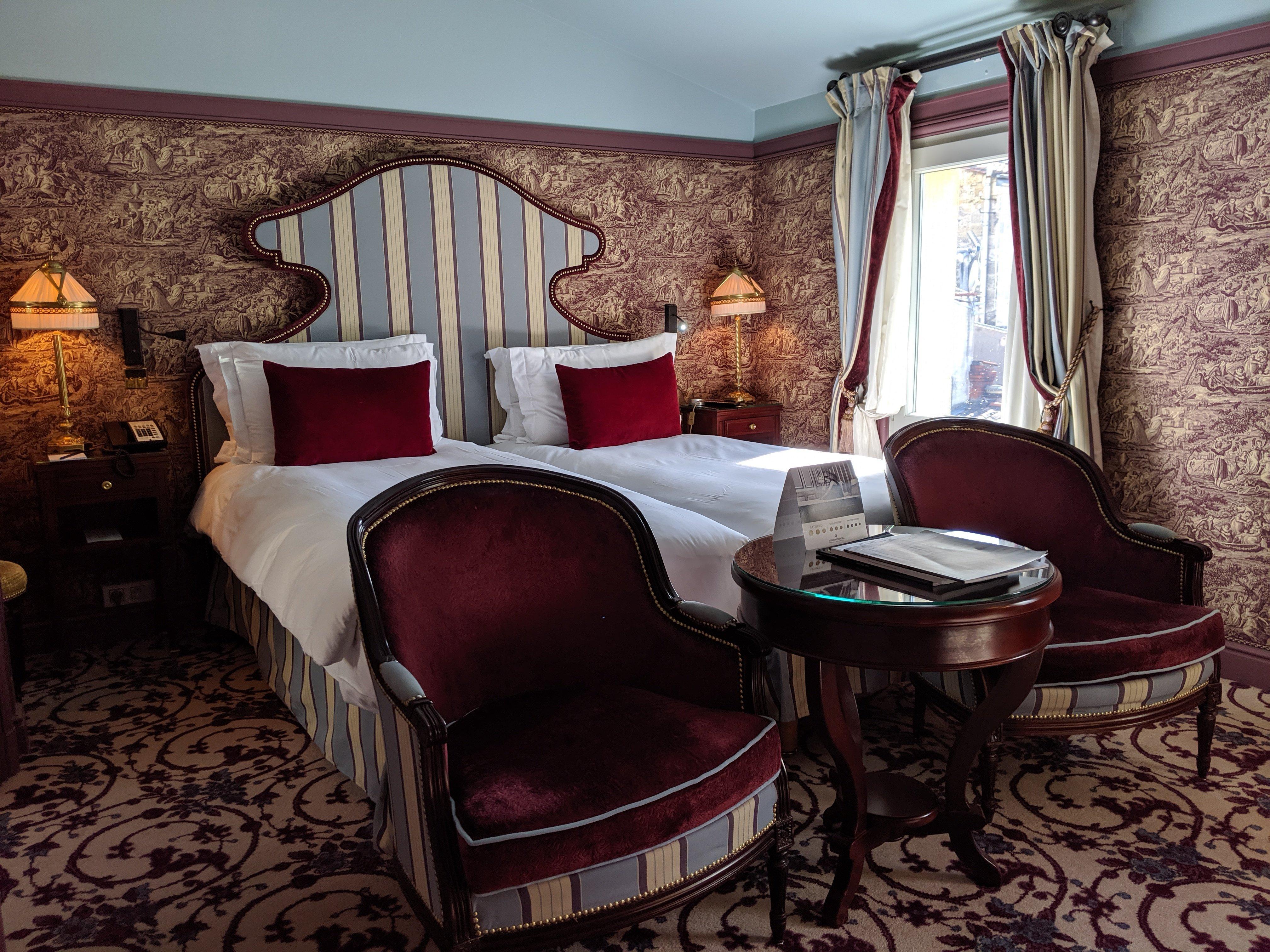 Intercontinental Bordeaux Le Grand Hotel By Ihg Esterno foto A room at the hotel